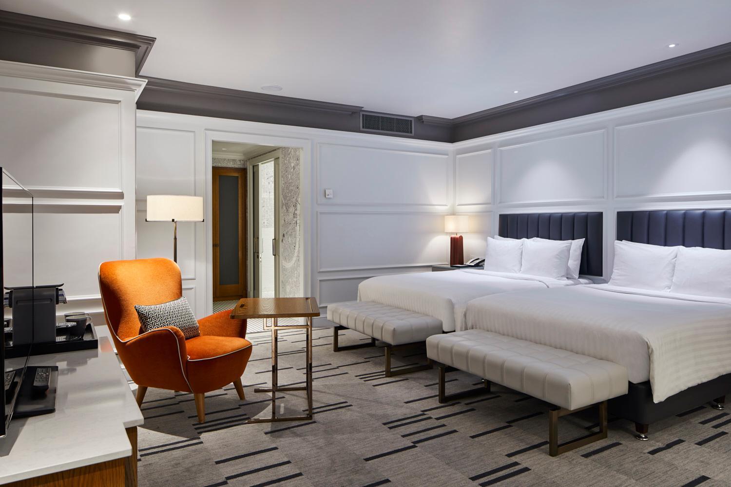 London Marriott Hotel County Hall Экстерьер фото