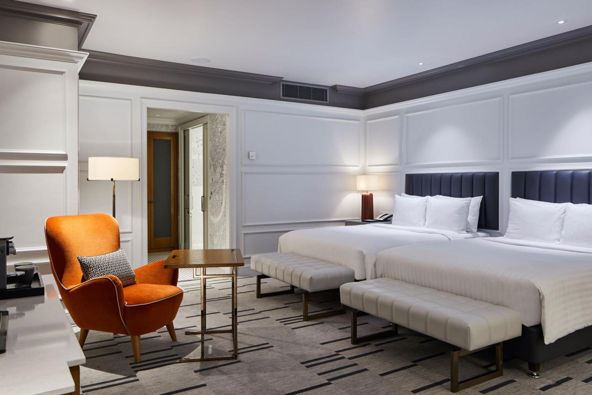 London Marriott Hotel County Hall Экстерьер фото