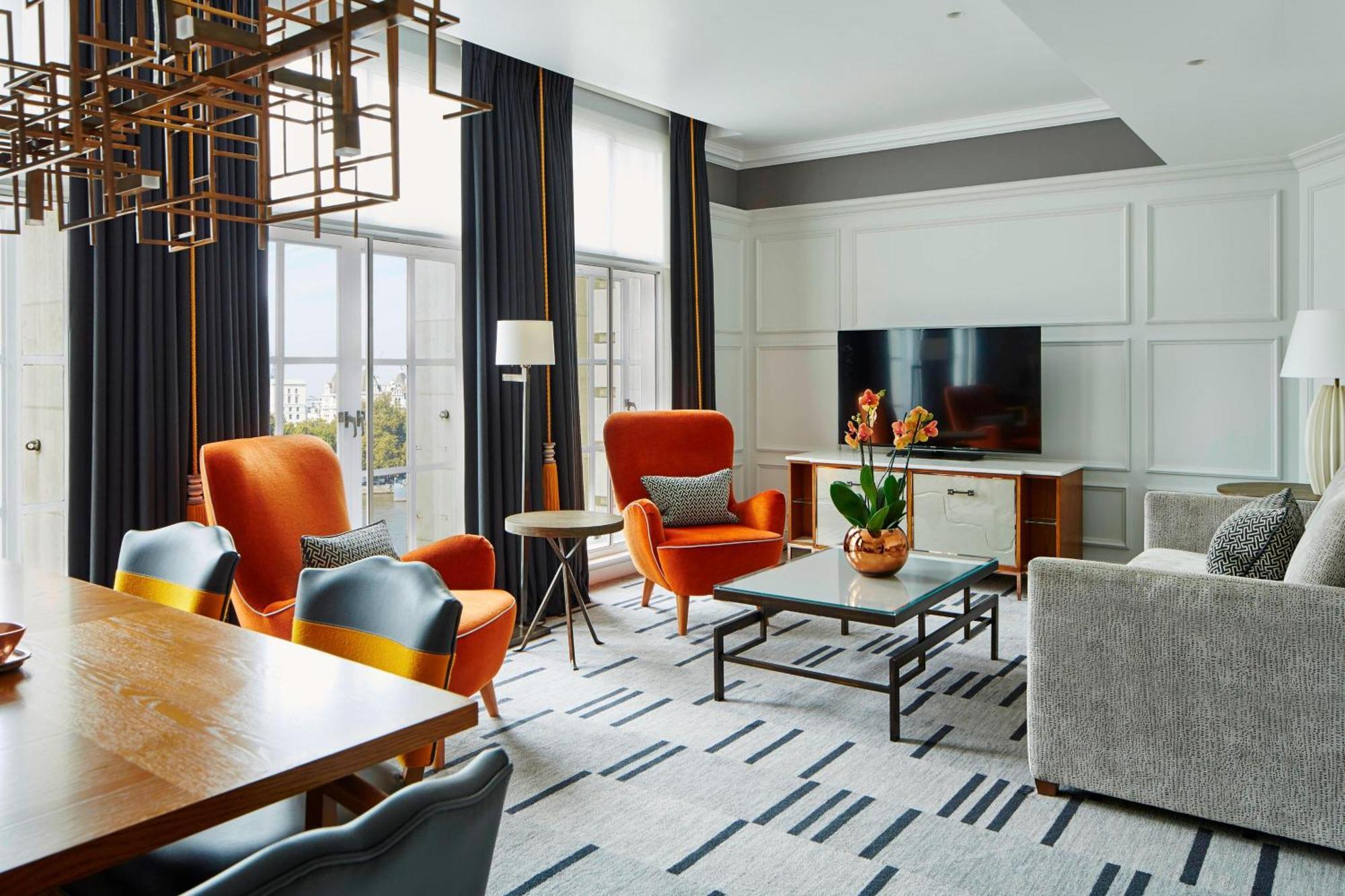 London Marriott Hotel County Hall Экстерьер фото