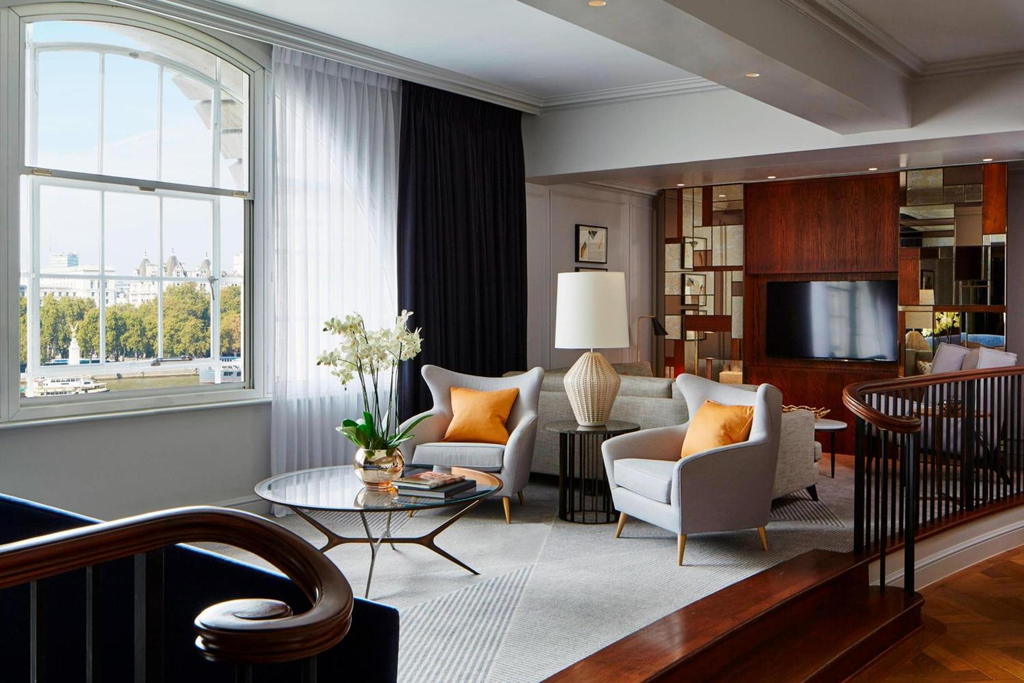 London Marriott Hotel County Hall Экстерьер фото