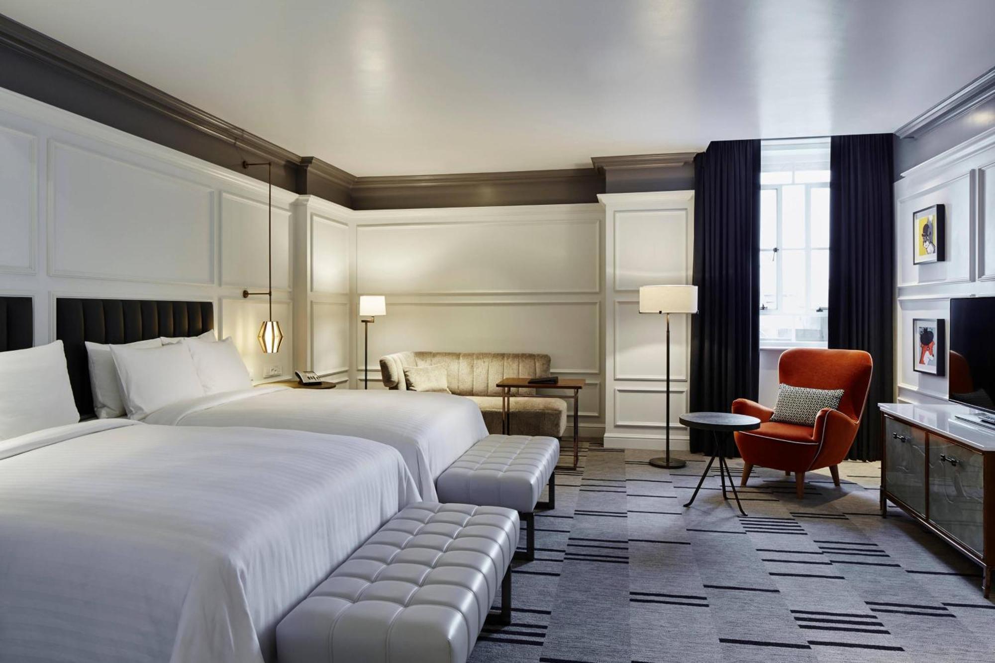 London Marriott Hotel County Hall Экстерьер фото