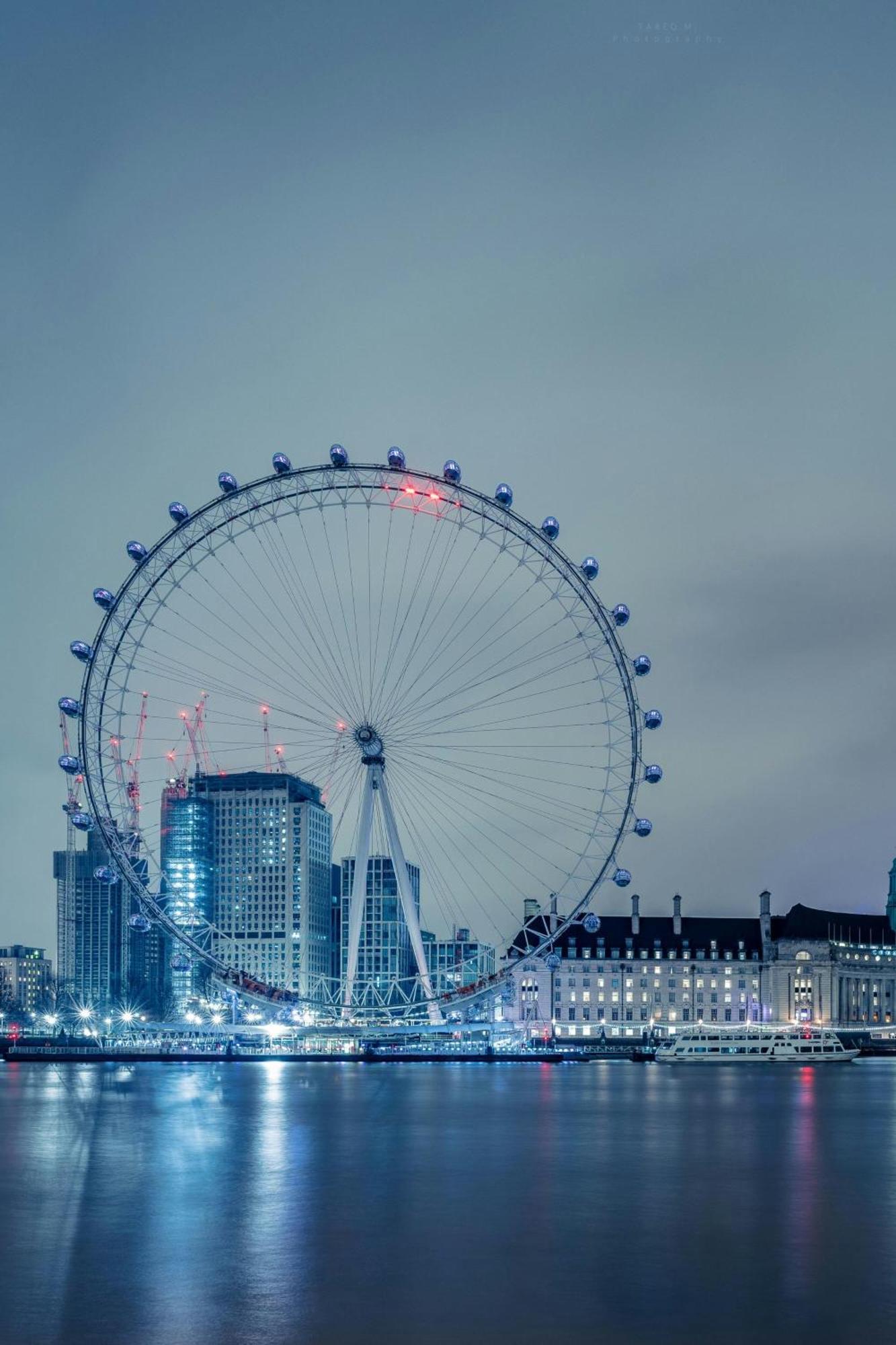 London Marriott Hotel County Hall Экстерьер фото