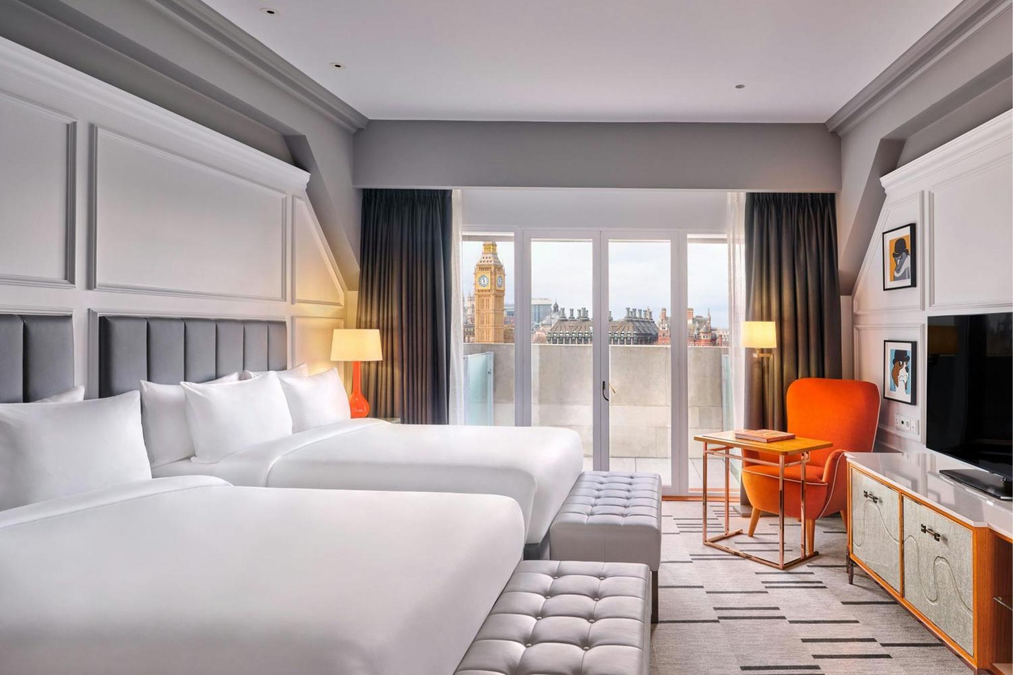 London Marriott Hotel County Hall Экстерьер фото