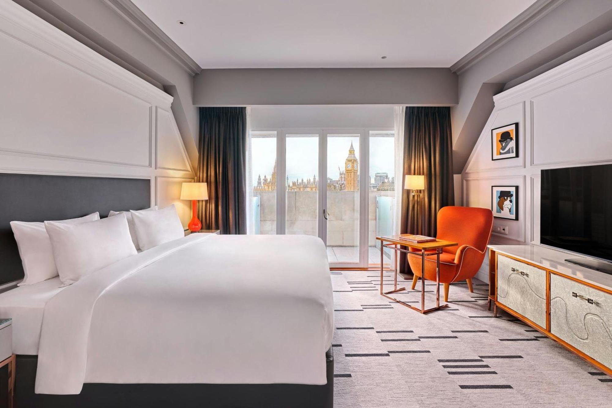 London Marriott Hotel County Hall Экстерьер фото